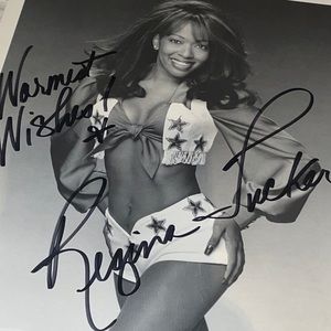 Signed Dallas Cowboys Cheerleader Regina Tucker Vintage, Super Bowl Era